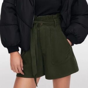 Zara Paperbag short - Green Corduroy